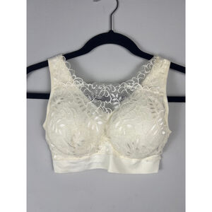 Breezies Lace Back Closure Bra Small Ivory White Wireless Comfort Support Brale